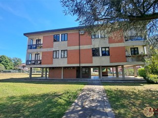 Appartamento in Vendita a Villafranca in Lunigiana, 65'000&euro;, 116 m²