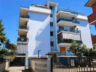 Trilocale in Vendita a Pescara, 180'000&euro;, 82 m²