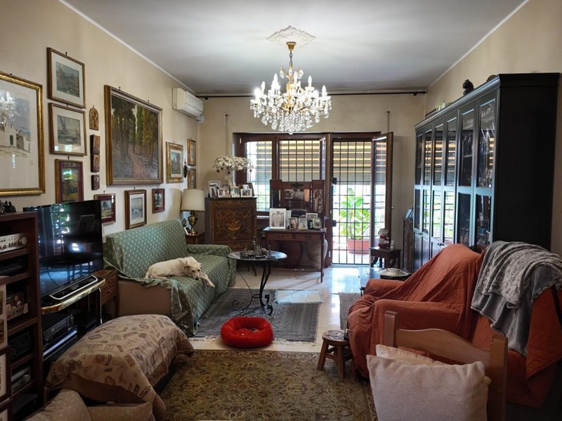 Quadrilocale in Vendita a Roma, 490'000&euro;, 117 m²