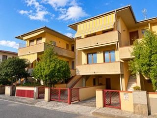 Appartamento in Vendita a San Miniato, zona San Miniato Basso, 190'000&euro;, 109 m², con Box