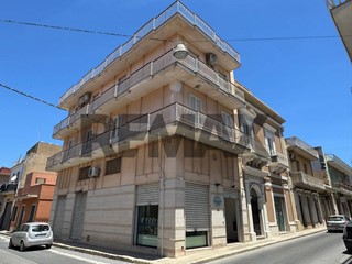 Appartamento in Vendita a Pachino, 90'000&euro;, 112 m²