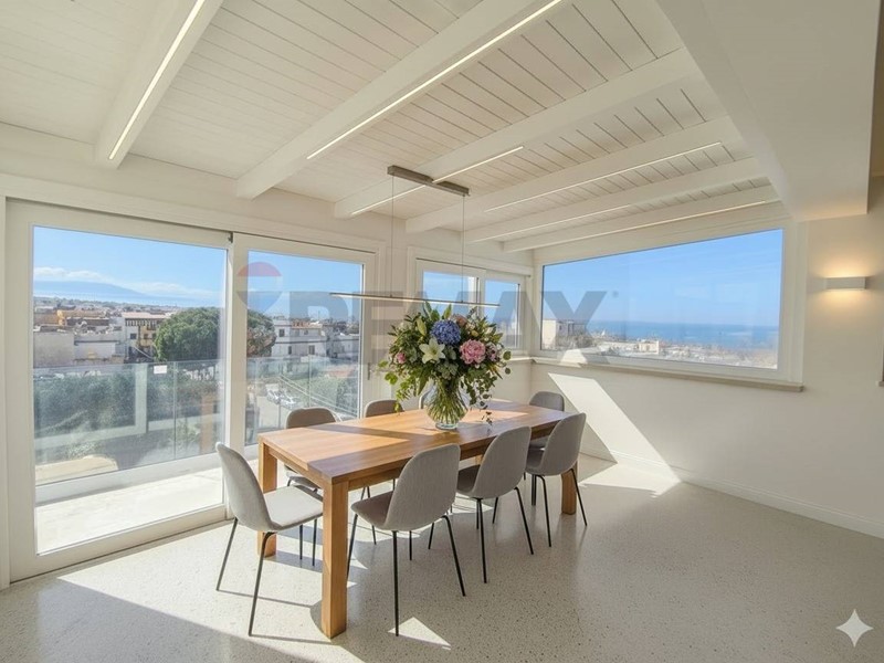 Attico in Vendita a Terrasini, 430'000&euro;, 157 m²