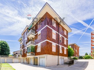 Trilocale in Vendita a Varedo, 118'000&euro;, 80 m²