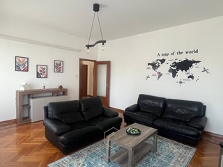 Appartamento in Affitto a Ferrara, 920&euro;, 100 m²