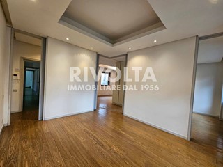 Appartamento in Vendita a Roma, 750'000&euro;, 240 m²