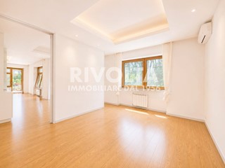 Appartamento in Vendita a Roma, 750'000&euro;, 240 m²