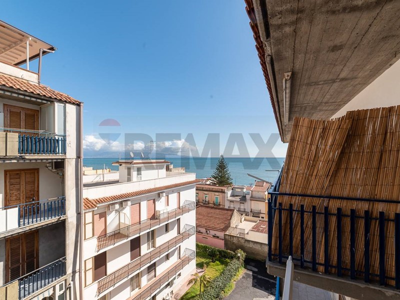 Trilocale in Vendita a Roccalumera, 87'000&euro;, 66 m²