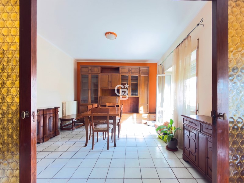 Quadrilocale in Vendita a Viterbo, 135'000&euro;, 125 m²