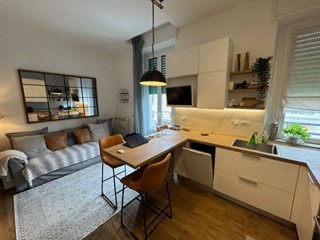 Monolocale in Affitto a Milano, 2'300&euro;, 40 m²
