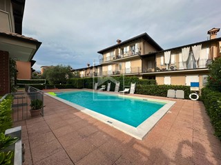 Trilocale in Vendita a Manerba del Garda, 255'000&euro;, 94 m²