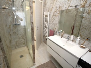 Trilocale in Vendita a Legnano, 199'000&euro;, 100 m², con Box