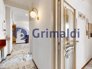Quadrilocale in Vendita a Napoli, 500'000&euro;, 105 m²