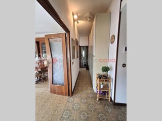 Trilocale in Vendita a Canegrate, 87'000&euro;, 76 m²