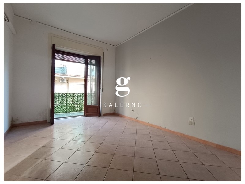Trilocale in Vendita a Salerno, 259'000&euro;, 108 m²