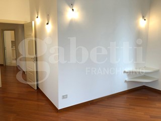 Appartamento in Affitto a Milano, 5'000&euro;, 190 m²