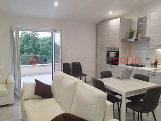 Trilocale in Affitto a Frosinone, 650&euro;, 80 m²