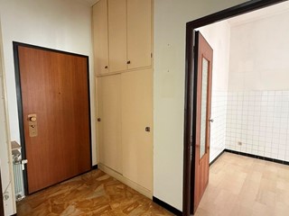 Trilocale in Vendita a Savona, 118'000&euro;, 70 m²