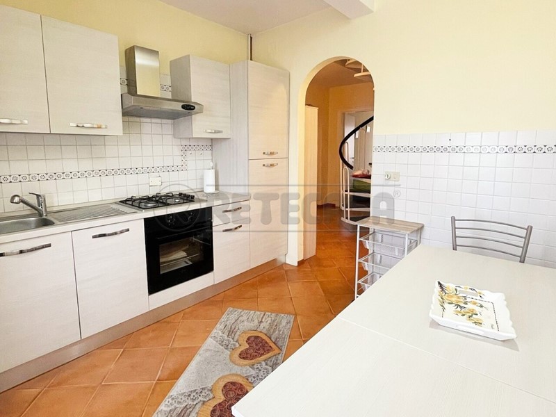 Quadrilocale in Vendita a Viareggio, zona centro, 265'000&euro;, 90 m²