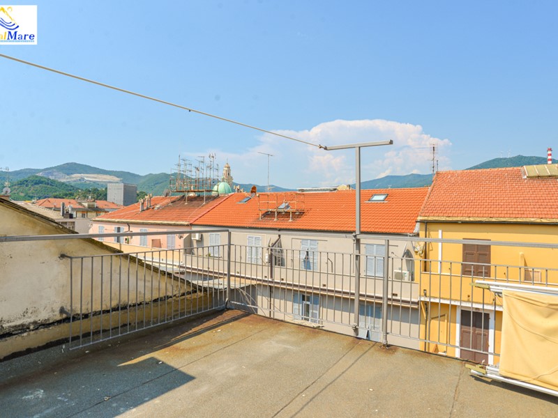 Trilocale in Vendita a Vado Ligure, 180'000&euro;, 70 m²