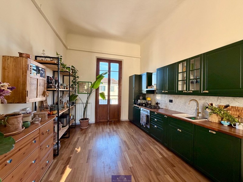 Appartamento in Vendita a Firenze, zona Porta Romana, 640'000&euro;, 130 m²