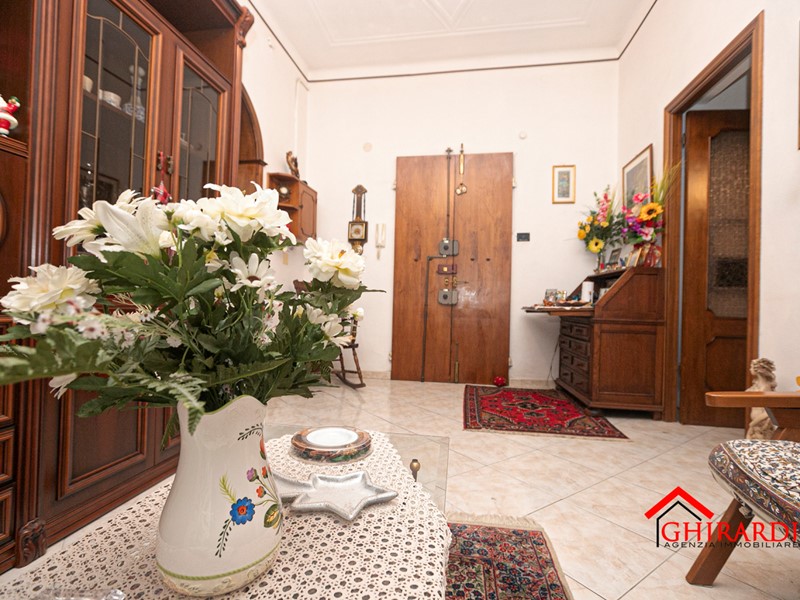 Appartamento in Affitto a Genova, zona Sestri Ponente, 800&euro;, 100 m², arredato