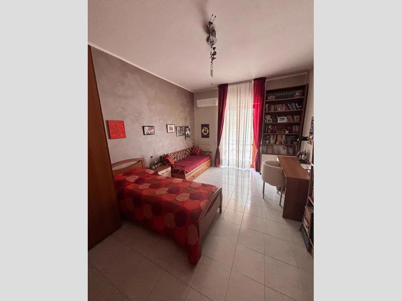 Quadrilocale in Vendita a Siracusa, 155'000&euro;, 120 m²
