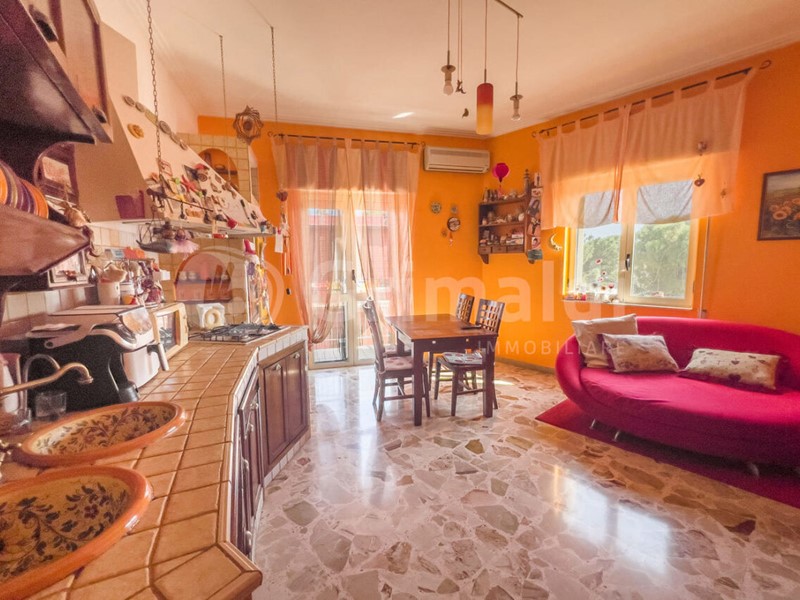Appartamento in Vendita a Avola, 105'000&euro;, 125 m²