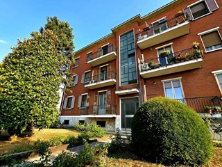 Trilocale in Vendita a Parma, zona Paradigna, 148'000&euro;, 100 m², arredato, con Box