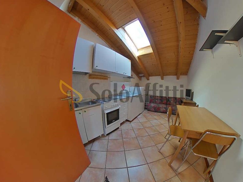 Trilocale in Affitto a Trento, 800&euro;, 60 m², arredato