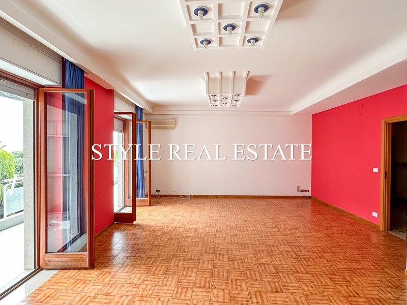 Appartamento in Vendita a Siracusa, zona SCALA GRECA, 245'000&euro;, 3 m²