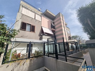 Trilocale in Vendita a Adelfia, 115'000&euro;, 100 m²