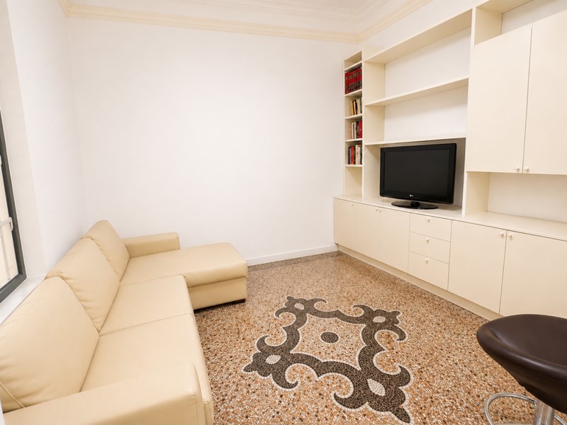 Trilocale in Vendita a Pontedera, 82'000&euro;, 70 m²