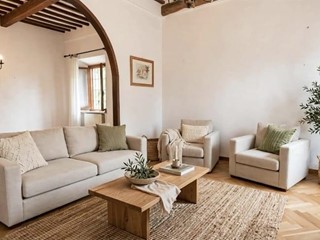 Appartamento in Vendita a Calci, zona Castelmaggiore, 160'000&euro;, 140 m², arredato