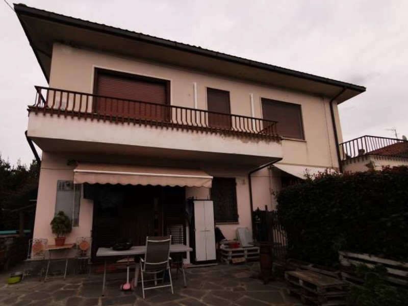 Quadrilocale in Vendita a San Giuliano Terme, 196'440&euro;, 98 m²