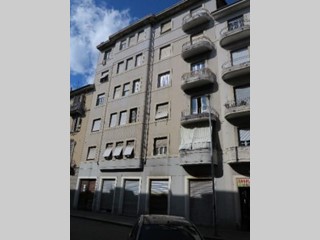 Quadrilocale in Vendita a Torino, 47'250&euro;, 73 m²