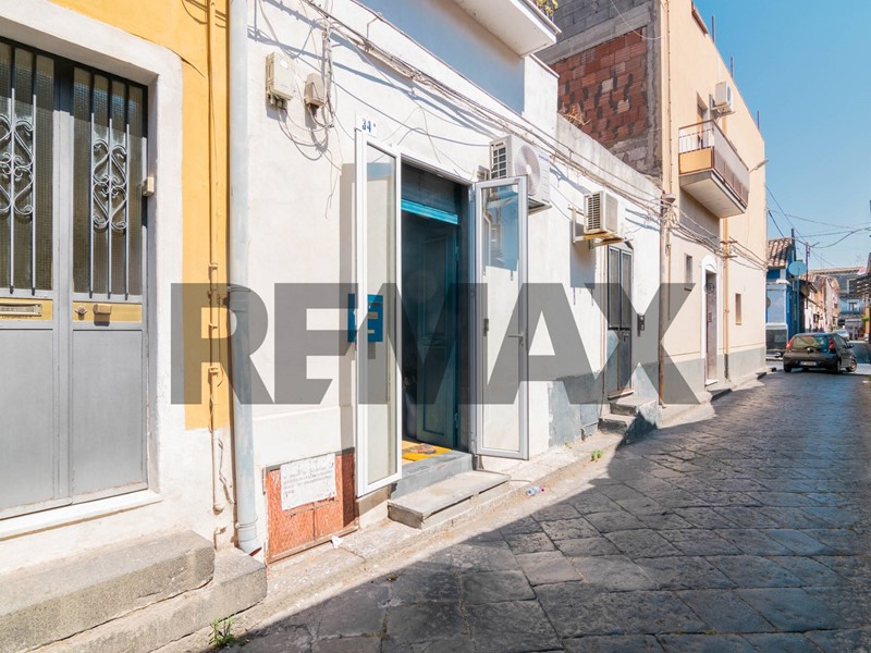 Bilocale in Vendita a Catania, 60'000&euro;, 50 m²