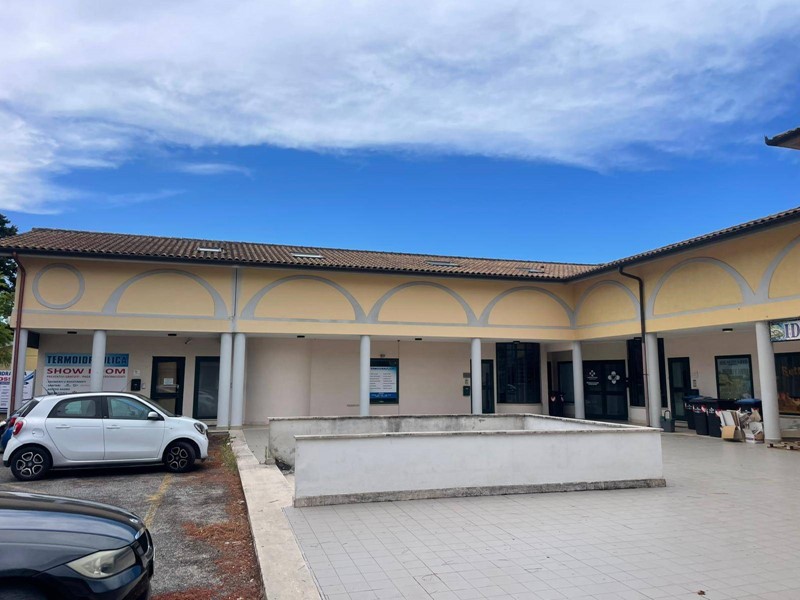 Appartamento in Vendita a Anguillara Sabazia, 255'000&euro;, 170 m²