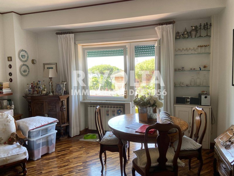 Trilocale in Vendita a Roma, 330'000&euro;, 96 m²
