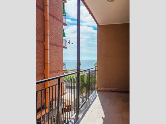 Quadrilocale in Vendita a Borghetto Santo Spirito, 250'000&euro;, 85 m²