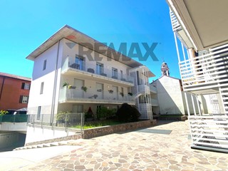 Bilocale in Vendita a Cinisello Balsamo, 293'000&euro;, 94 m²
