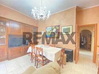Trilocale in Vendita a Catania, 98'000&euro;, 90 m²