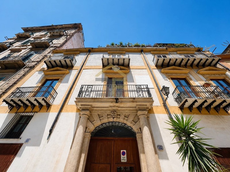 Quadrilocale in Vendita a Palermo, 165'000&euro;, 100 m²