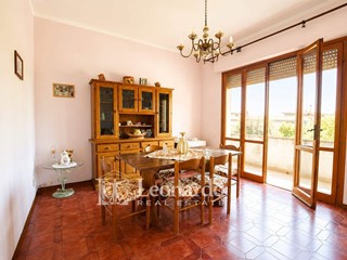 Appartamento in Vendita a Viareggio, 180'000&euro;, 70 m²