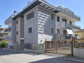 Trilocale in Vendita a Monterotondo, 315'000&euro;, 106 m²