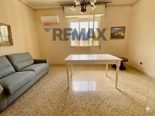 Quadrilocale in Vendita a Palermo, 115'000&euro;, 82 m²