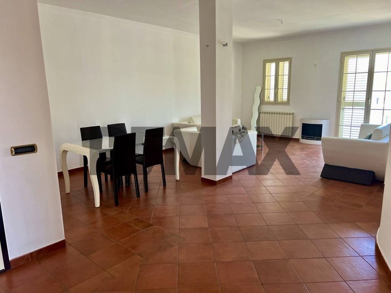 Appartamento in Vendita a Gela, 110'000&euro;, 135 m²