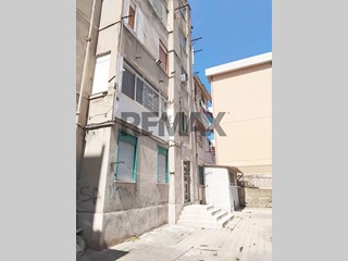 Bilocale in Vendita a Messina, 50'000&euro;, 53 m²