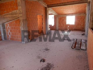Appartamento in Vendita a Agrigento, 60'000&euro;, 146 m²