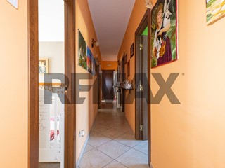 Appartamento in Vendita a Giarre, 129'000&euro;, 118 m²