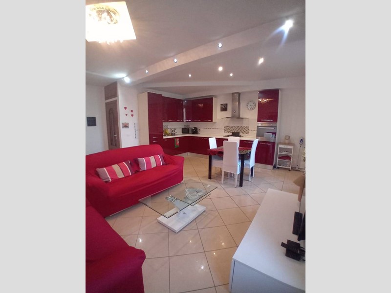 Trilocale in Affitto a Albenga, 700&euro;, 70 m²